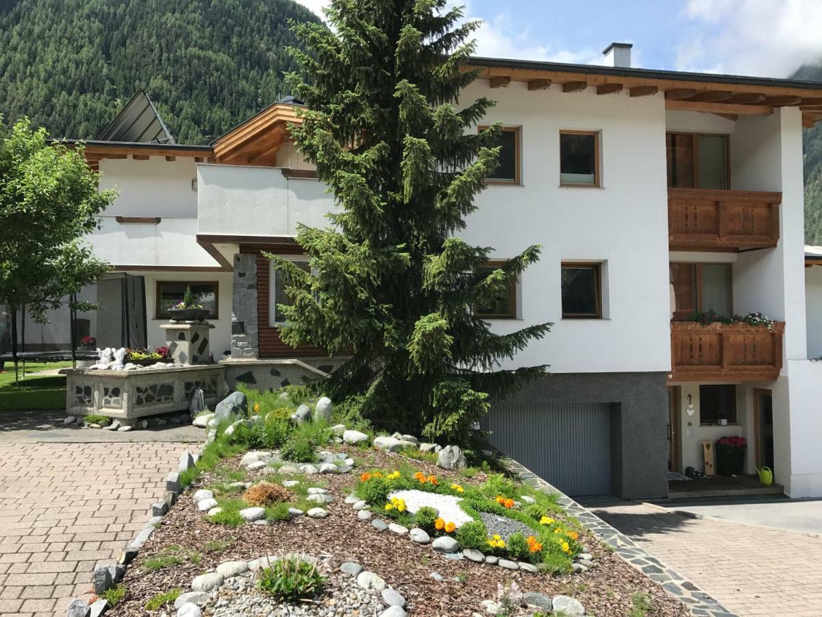 Appartement Elisabeth Inklusive Summer Card Umhausen Exterior foto